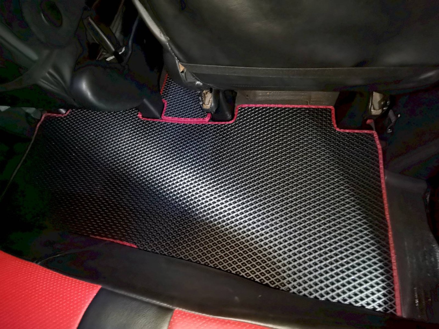 EVA автоковрики для Honda Stepwgn IV 2012-2015 рестайлинг 8мест — IMG_20221116_175142 resized